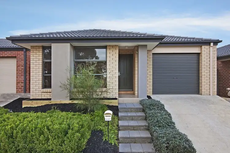9 Highview Terrace, Kangaroo Flat VIC 3555