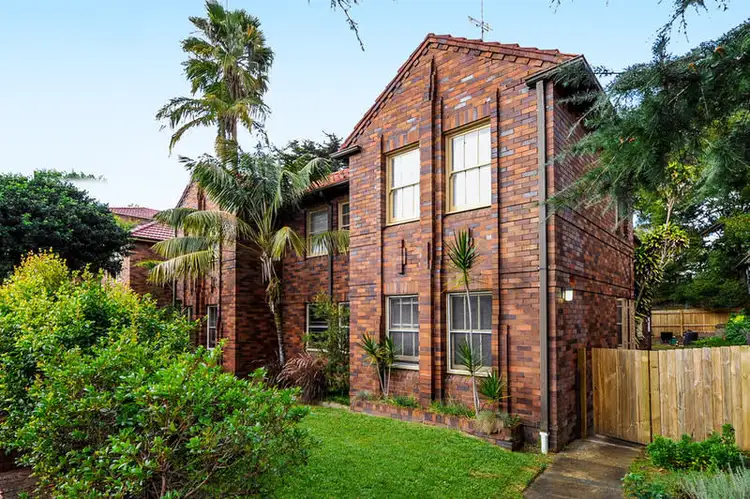 Main view of Homely unit listing, 2/13 Palmerston Avenue, Bronte NSW 2024