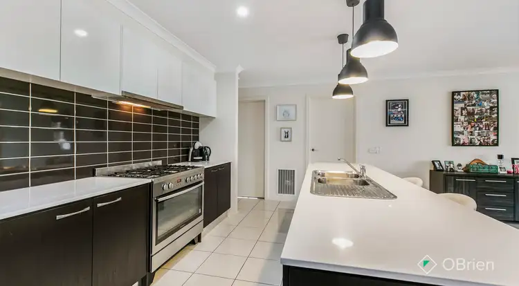 Second view of Homely house listing, 5 Muscari Drive, Pakenham VIC 3810