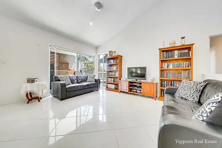 Seventh view of Homely house listing, 3 Housden Place, Taranganba QLD 4703