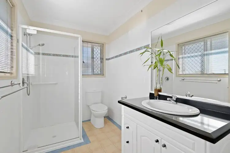 Seventh view of Homely unit listing, 5/12 Kent Street, Coorparoo QLD 4151