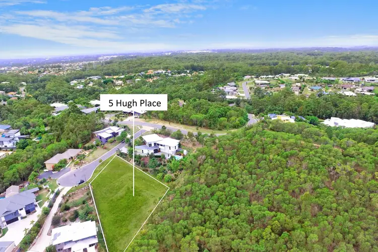 5 Hugh Place, Cashmere QLD 4500