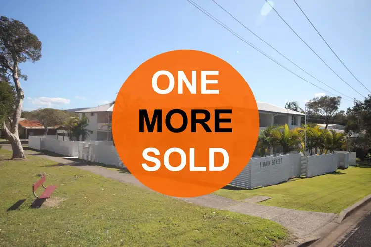 2/1 Main Street, Crescent Head NSW 2440