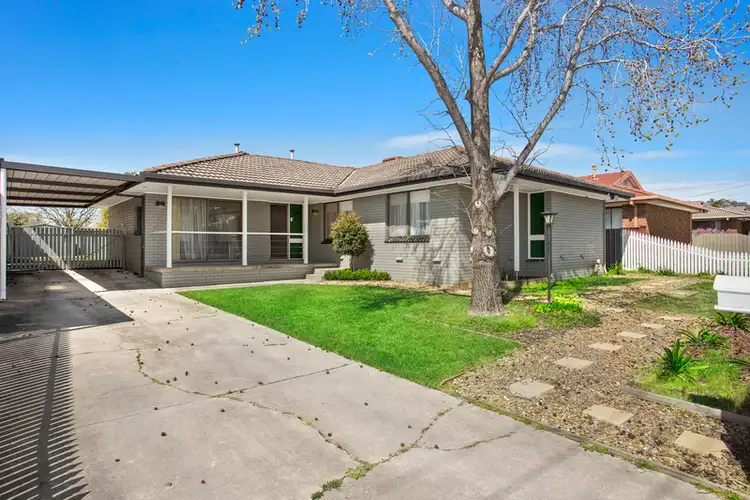 8 Gayview Drive, Wodonga VIC 3690