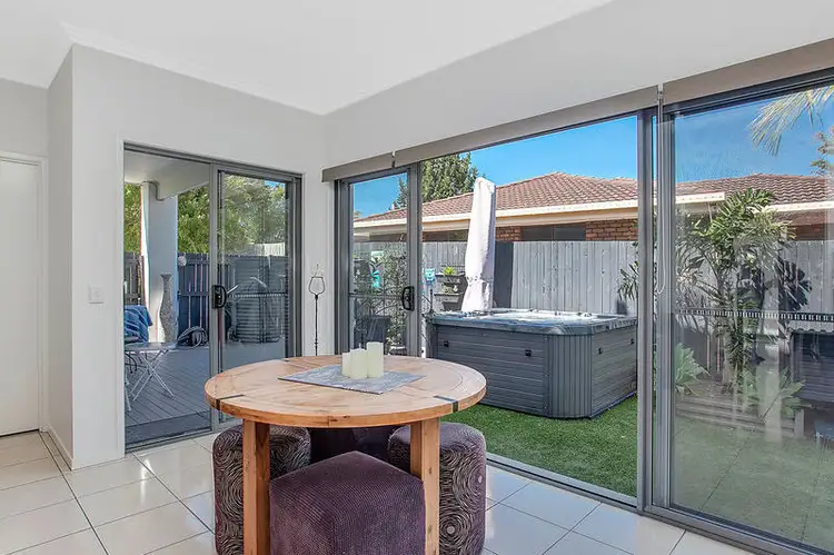 8/10 Careel Close, Helensvale QLD 4212