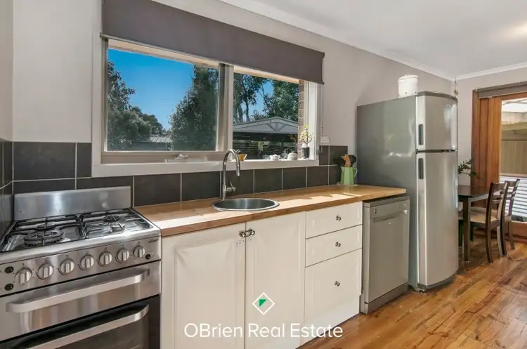 Third view of Homely house listing, 5 Owen Court, Somerville VIC 3912