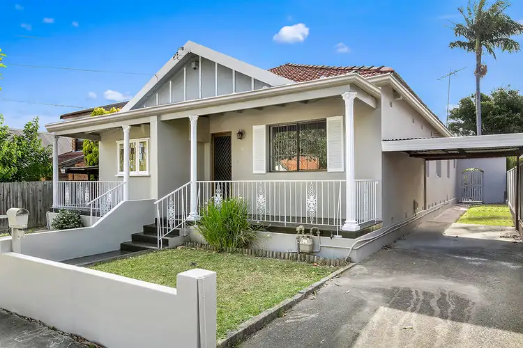 11 Hampton Street, Croydon Park NSW 2133