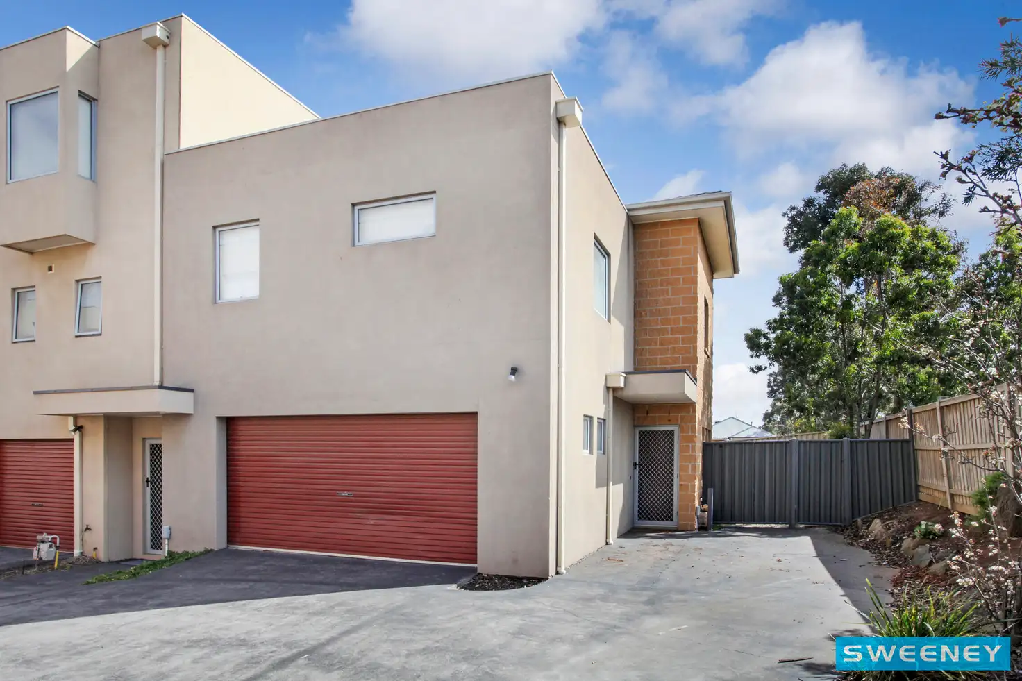 Main view of Homely townhouse listing, 5/4 Hopetoun Green, Caroline Springs VIC 3023