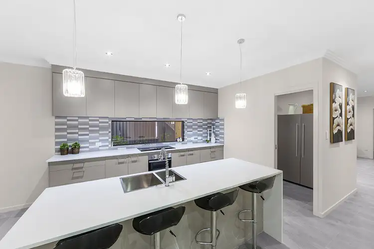 Fifth view of Homely house listing, 82 Scrub Road, Carindale QLD 4152