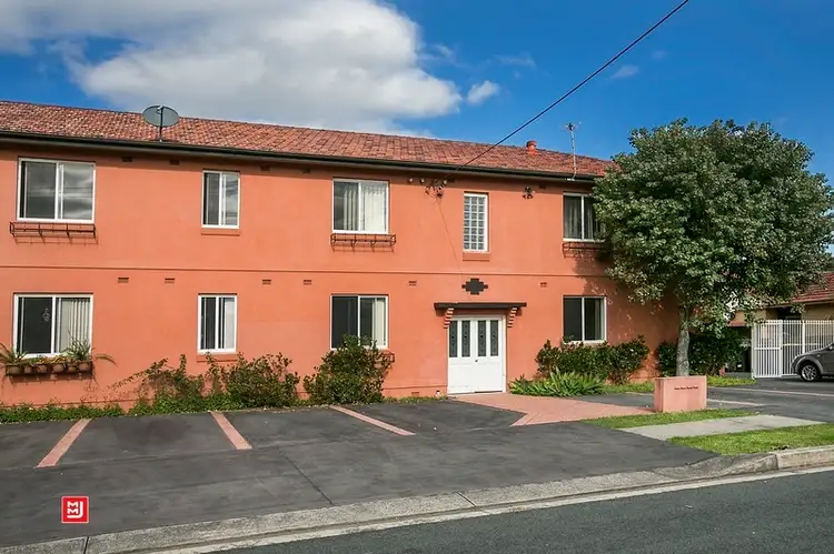 Main view of Homely unit listing, 8/60 Pioneer Road, East Corrimal NSW 2518