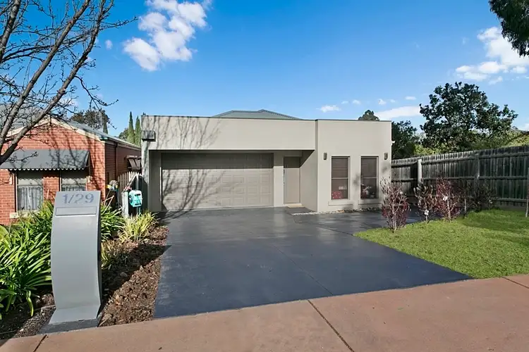 1/29 Wildwood Drive, Strathdale VIC 3550