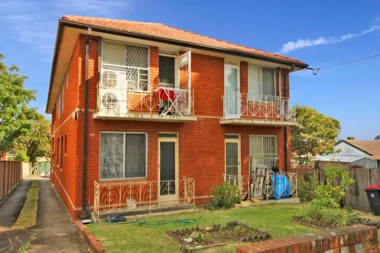 2/46 Garrong Road, Lakemba NSW 2195