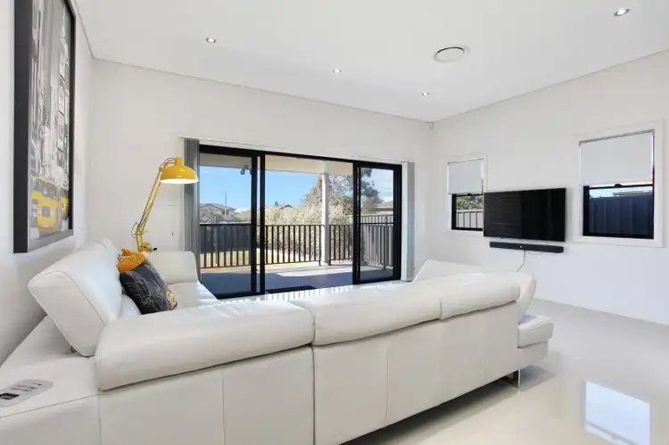 Third view of Homely semi-detached listing, 2/26 Marsden Road, St Marys NSW 2760