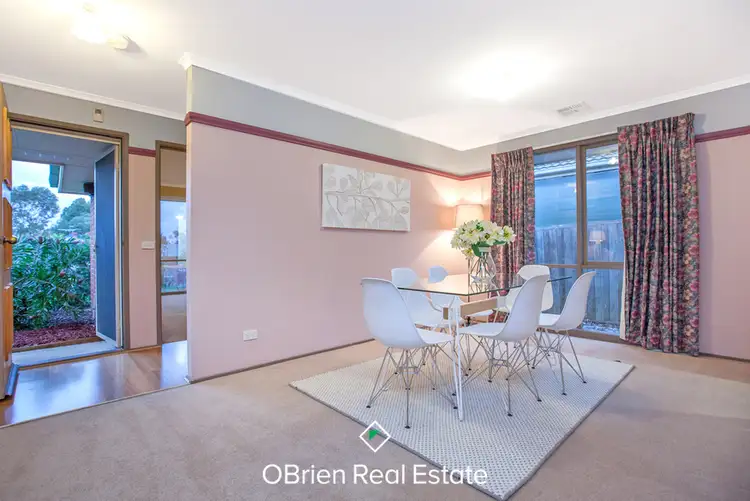 Second view of Homely house listing, 5 Kate Court, Pakenham VIC 3810