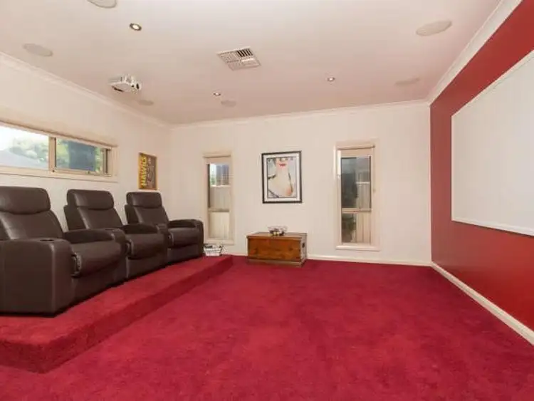 Fifth view of Homely house listing, 523 Walnut Avenue, Mildura VIC 3500