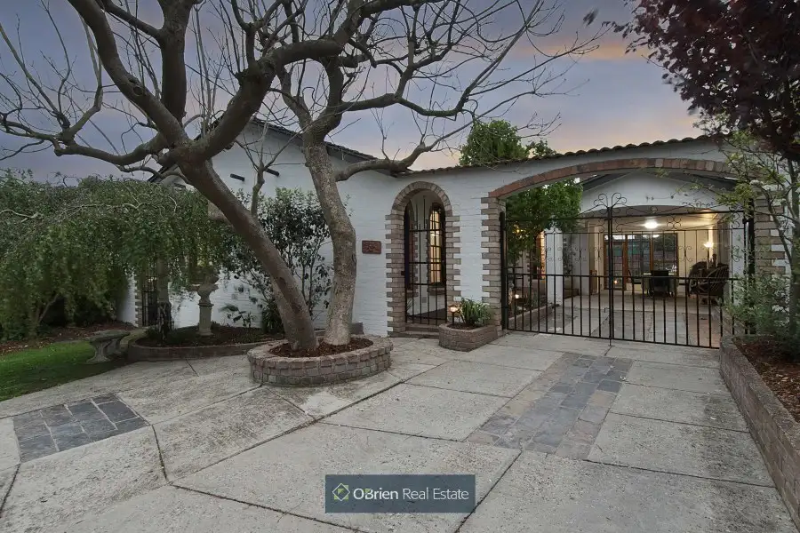 Main view of Homely house listing, 2 Durley Close, Frankston VIC 3199