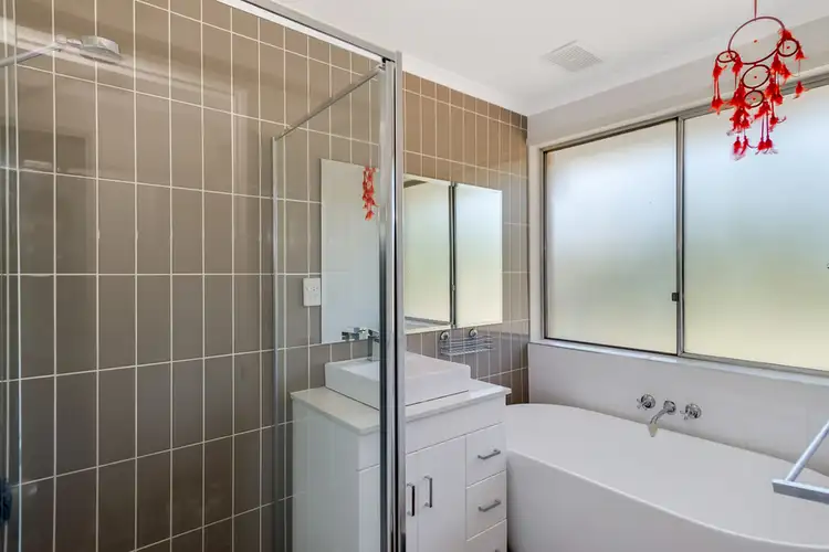 Fifth view of Homely house listing, 1 Havana Crescent, Frankston VIC 3199