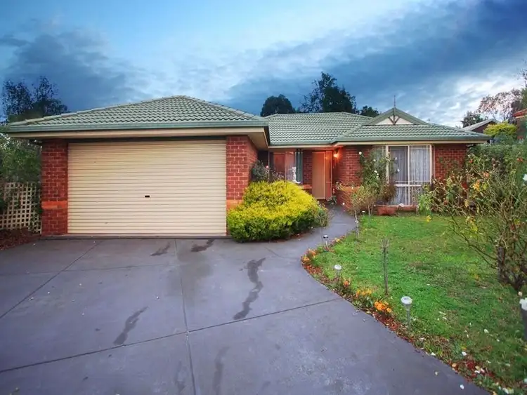 2 Fiona Court, Somerville VIC 3912