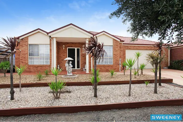 9 Margaret Place, Taylors Hill VIC 3037