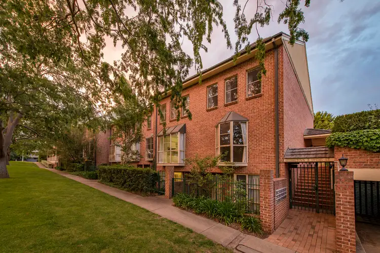 16/3 Ovens Street, Griffith ACT 2603