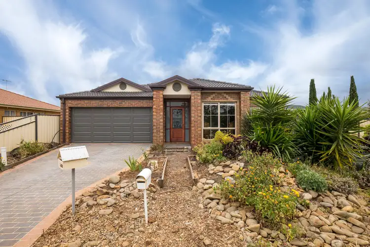 10 Grantleigh Drive, Darley VIC 3340