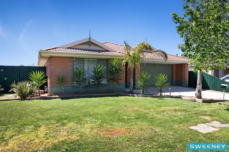 26 Graman Way, Taylors Hill VIC 3037