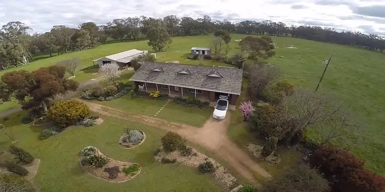 16 Sullivans Lane, Euroa VIC 3666