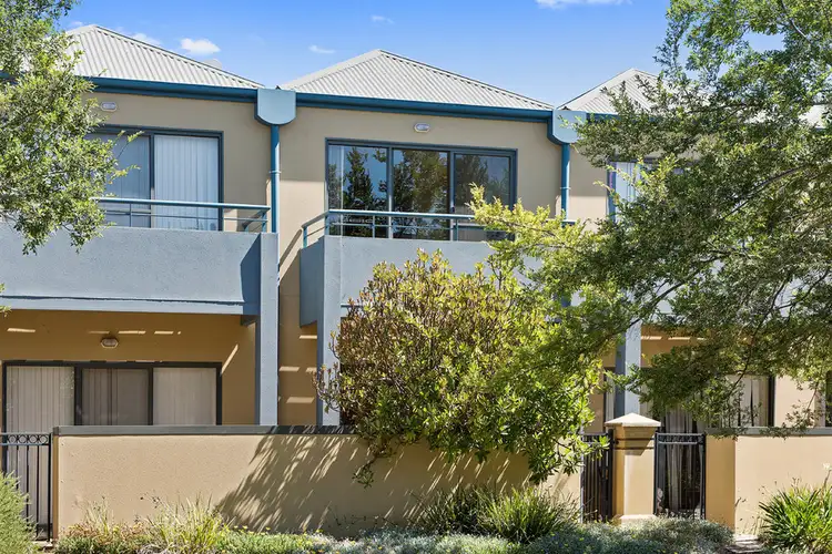 6/2 Greentree Place, Mawson Lakes SA 5095