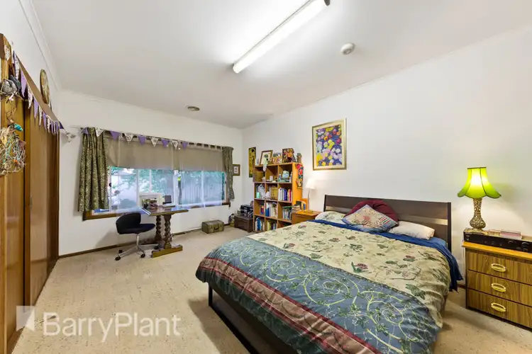 Fifth view of Homely house listing, 2 Curtin Street, St Albans VIC 3021