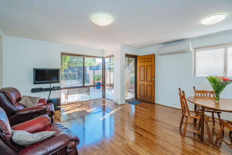 1/70 Park Street, Como WA 6152
