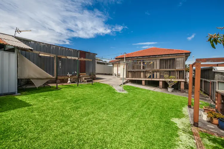 Fifth view of Homely house listing, 424 Northcliffe Drive, Berkeley NSW 2506