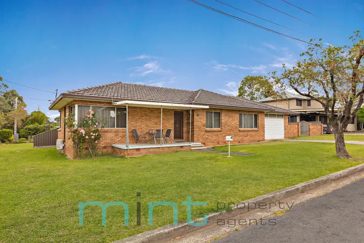 25 Mactier Avenue, Milperra NSW 2214