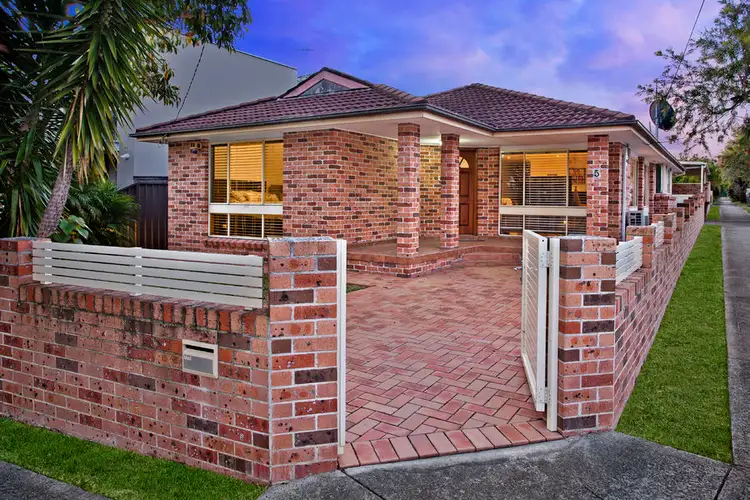 5 Wolli Avenue, Earlwood NSW 2206