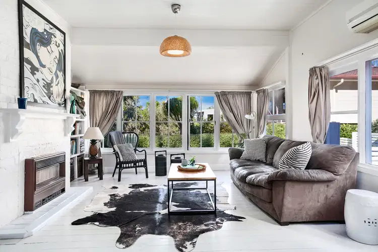 11 Mason Street, Thirroul NSW 2515