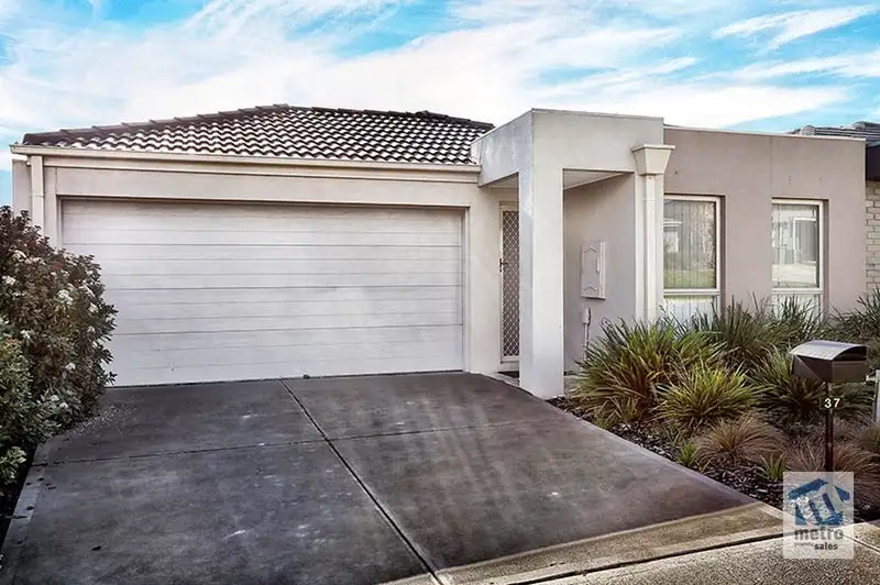 Main view of Homely house listing, 37 Central Avenue, Pakenham VIC 3810