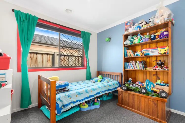 Seventh view of Homely house listing, 33 Kimberley Grove, Pakenham VIC 3810