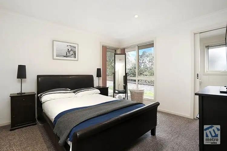 Fifth view of Homely townhouse listing, 1/2 Edna Street, Mount Waverley VIC 3149