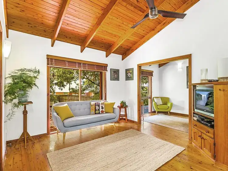 23 Pass Avenue, Thirroul NSW 2515