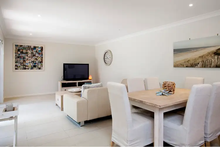 Fifth view of Homely house listing, 8 Jemima Close, Flinders NSW 2529