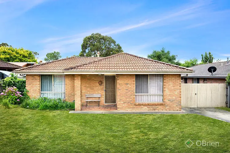 12 One Chain Road, Somerville VIC 3912