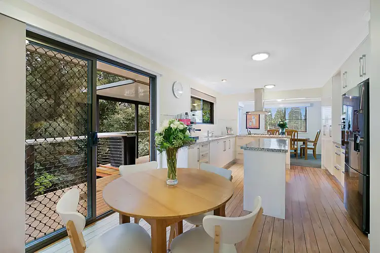 21 Jellicoe Street, Mount Lofty QLD 4350