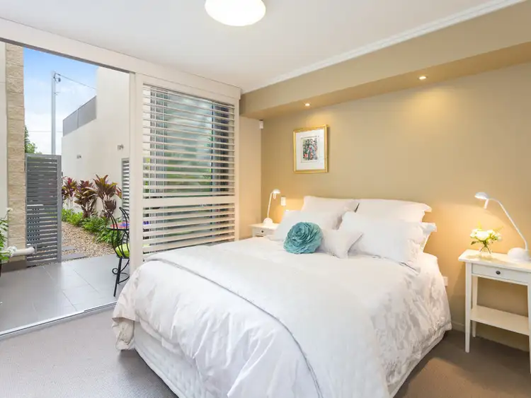 Sixth view of Homely unit listing, 1/74 Dengate Lane, St Lucia QLD 4067