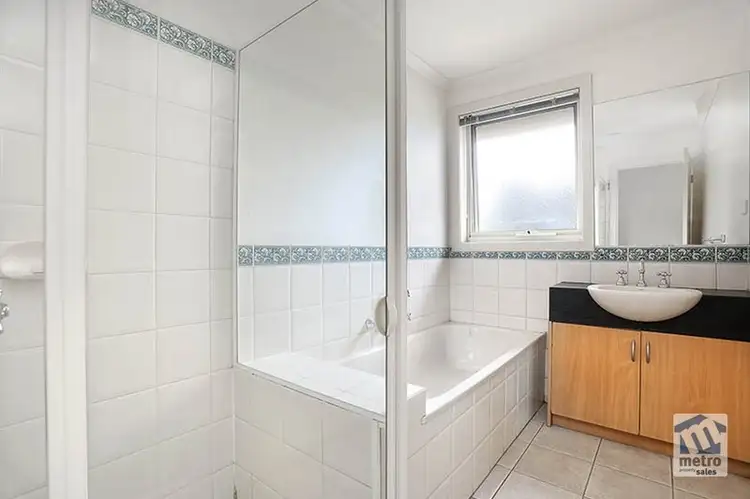 Sixth view of Homely townhouse listing, 1/2 Edna Street, Mount Waverley VIC 3149