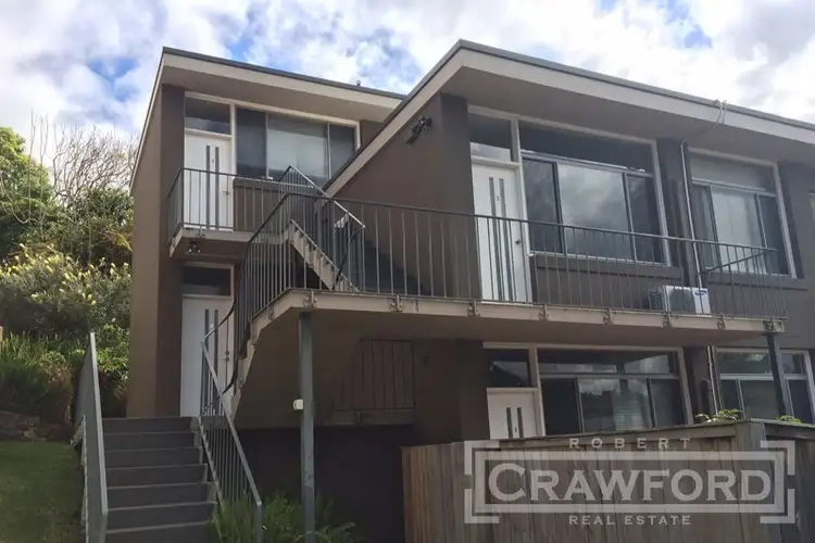 2/4 Hillview Crescent, The Hill NSW 2300
