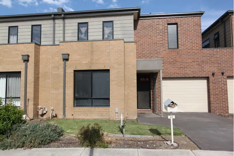 Main view of Homely townhouse listing, 40 Lawn Crescent, Braybrook VIC 3019