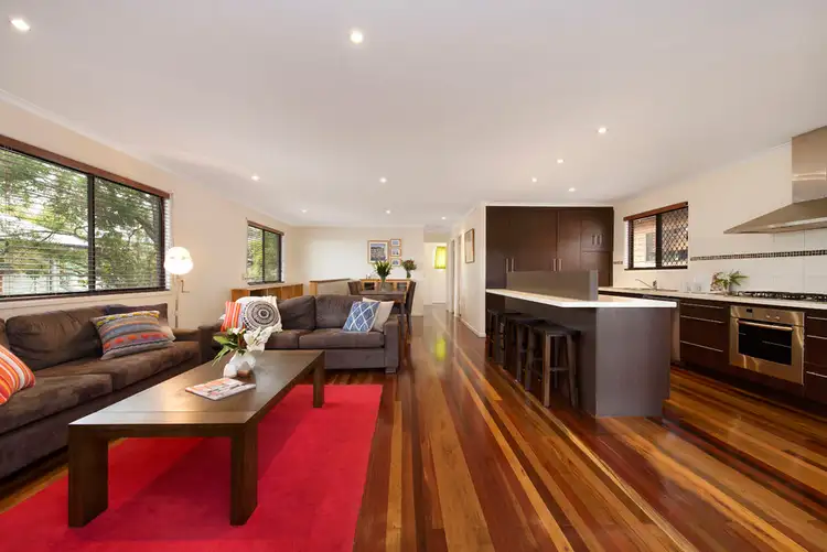 39 Wylma Street, Holland Park QLD 4121