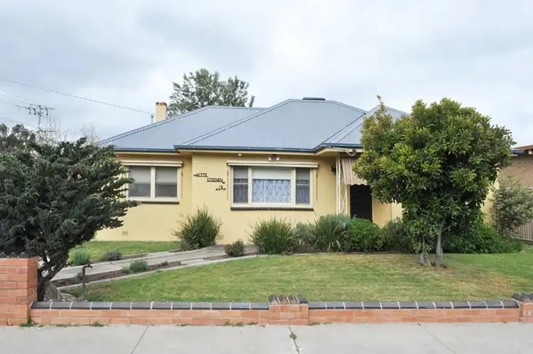 Second view of Homely house listing, 19 Danson Avenue, Kangaroo Flat VIC 3555