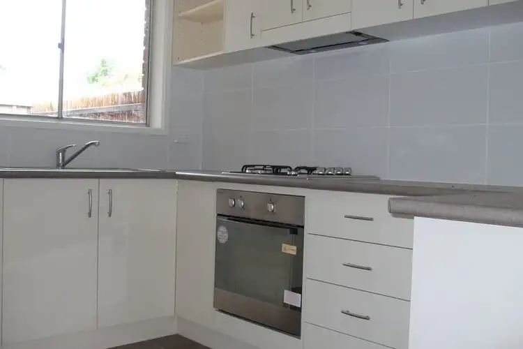 Fourth view of Homely unit listing, 2/21-23 Melrose Drive, Wodonga VIC 3690