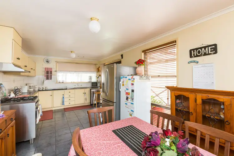 Sixth view of Homely house listing, 8 Myall Place, Mildura VIC 3500
