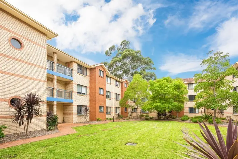 Main view of Homely unit listing, 33/42 Merton Street, Sutherland NSW 2232